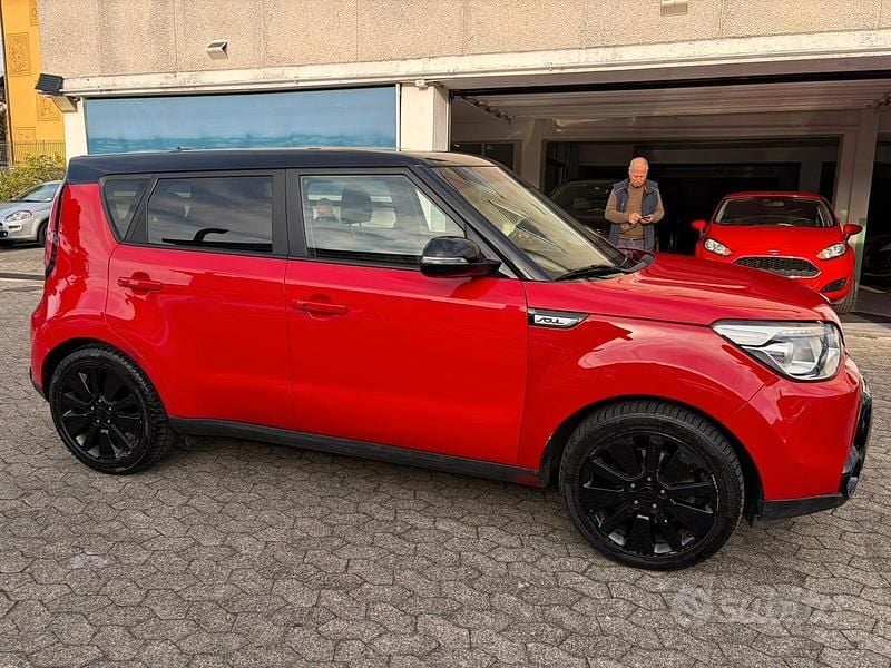 Usata Kia Soul 128 CV (94 kW) 2015 Rosso SUV