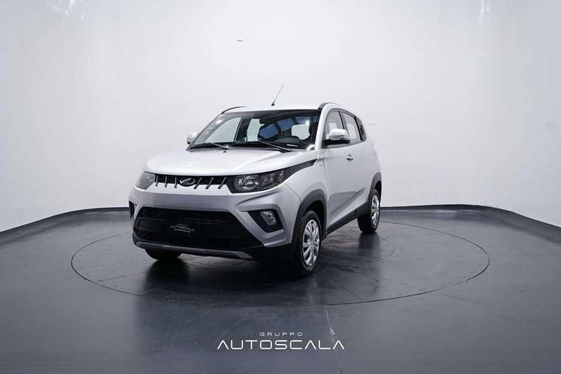 Argento Usata 2025 Mahindra KUV100 SUV | 10.990 € (Buon prezzo) - Immagine 1/4