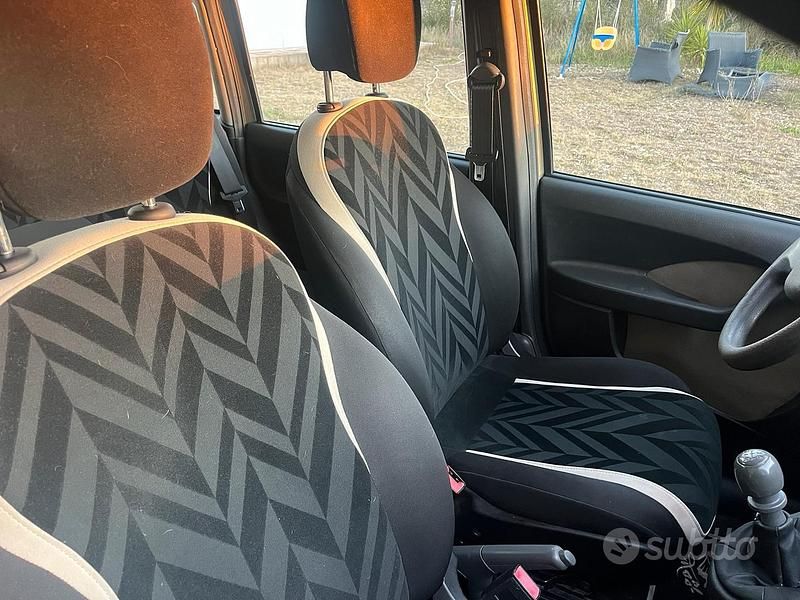 Usata Fiat Panda 77 CV (56 kW) 2008 Marrone Utilitaria