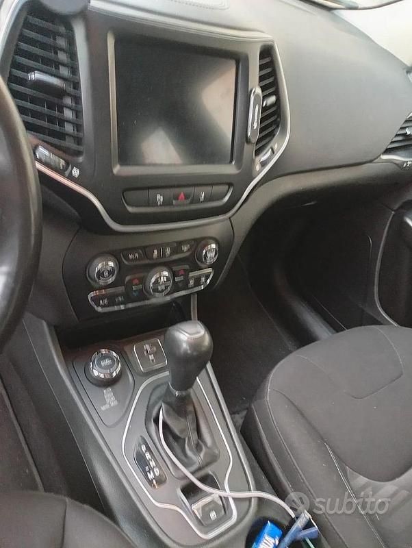 Usata Jeep Cherokee 195 CV (143 kW) 2019 SUV