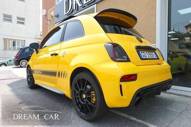 Usata Abarth 595 Competizione 180 CV (132 kW) 2020 Giallo pastello Utilitaria