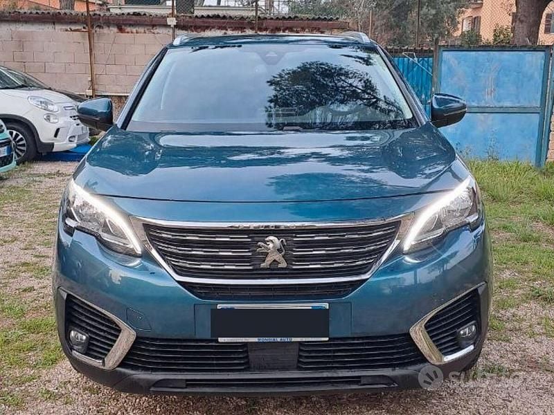 Usata Peugeot 5008 Allure 131 CV (96 kW) 2019 Blu SUV