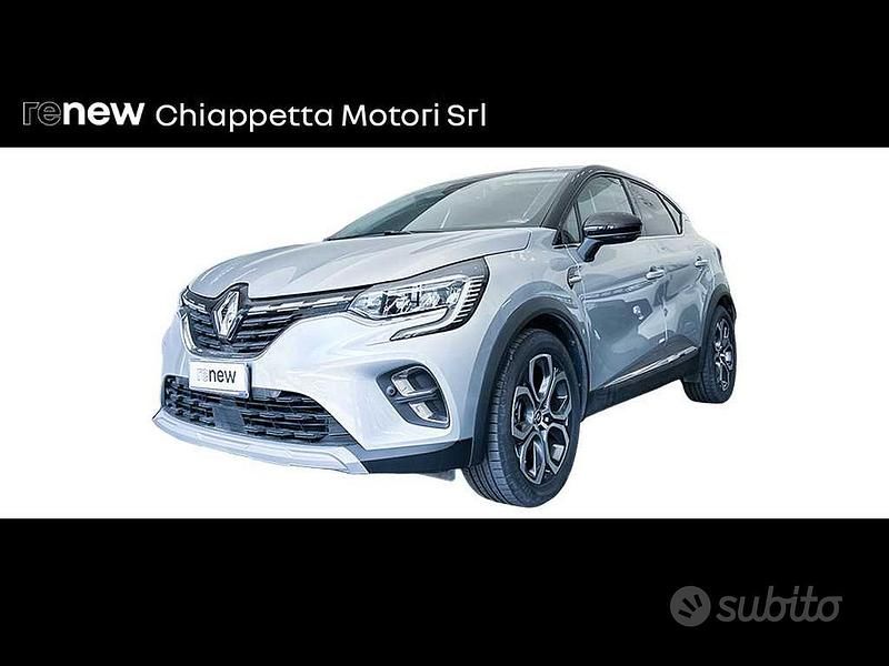 Usata Renault Captur Techno 91 CV (66 kW) 2022 Grigio magnete+tetto nero etoile SUV