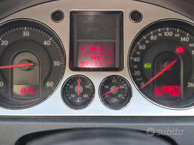 Usata VW Passat 110 CV (80 kW) 2008 Nero Berlina