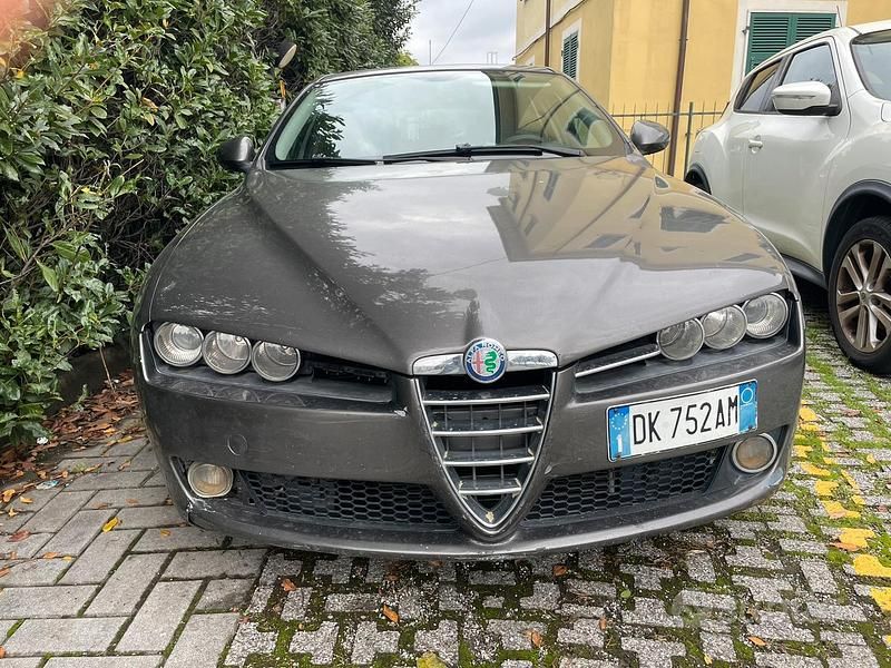Grigio Usata 2007 Alfa Romeo 159 Station wagon | 2999 € - Immagine 1/4