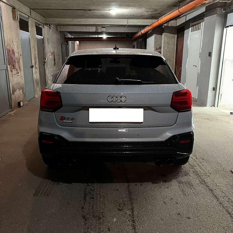 Usata Audi SQ2 Ambiente 300 CV (220 kW) 2022 Grigio SUV