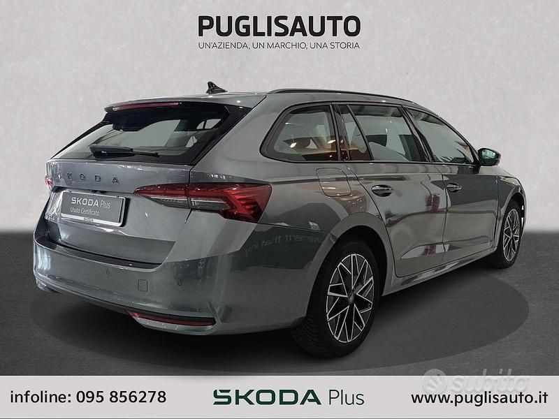 Usata Skoda Octavia Executive 150 CV (110 kW) 2025 Grigio Station wagon