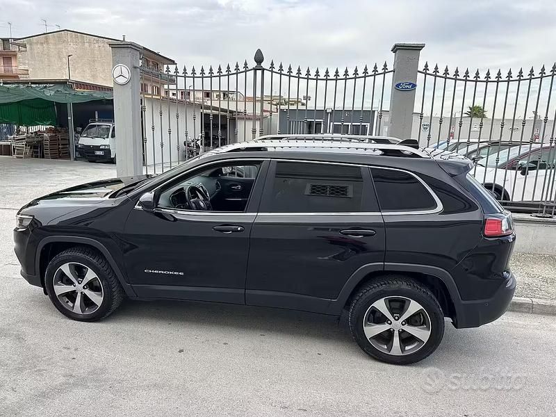 Usata Jeep Cherokee Limited 195 CV (143 kW) 2020 Nero SUV