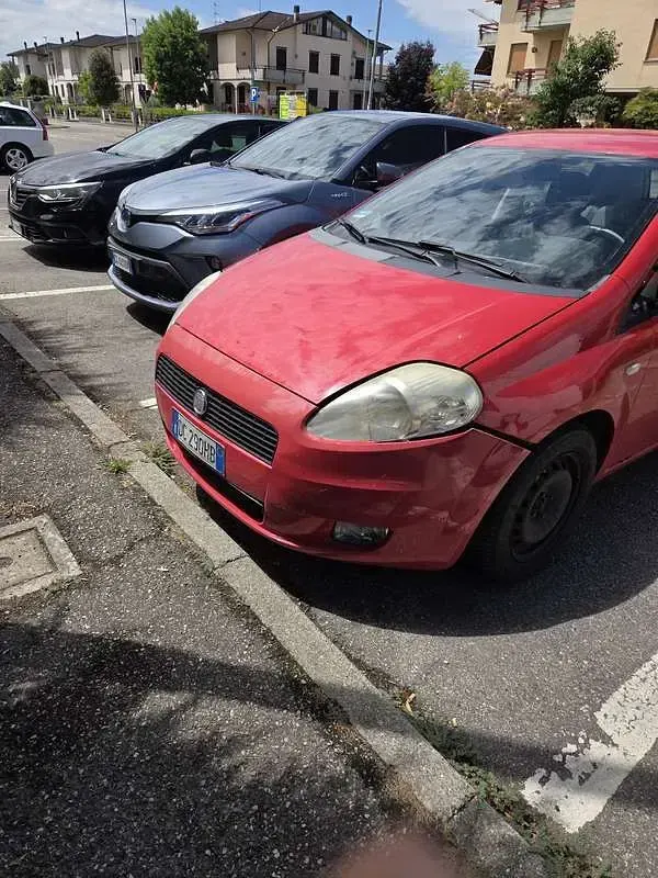 Usata Fiat Grande Punto Dynamic 95 CV (69 kW) 2006 Utilitaria