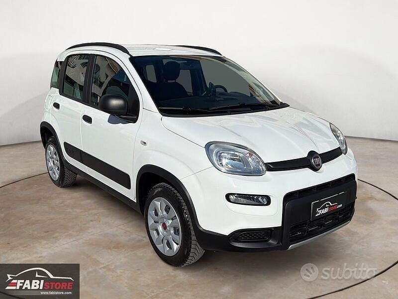 Usata Fiat Panda 4x4 86 CV (63 kW) 2020 Bianco Utilitaria