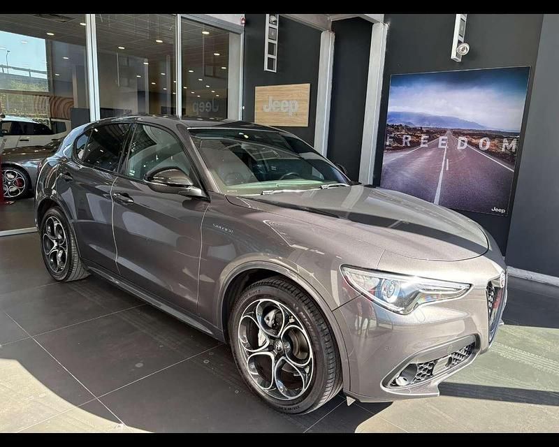 Usata Alfa Romeo Stelvio Veloce 209 CV (153 kW) 2022 Generico SUV