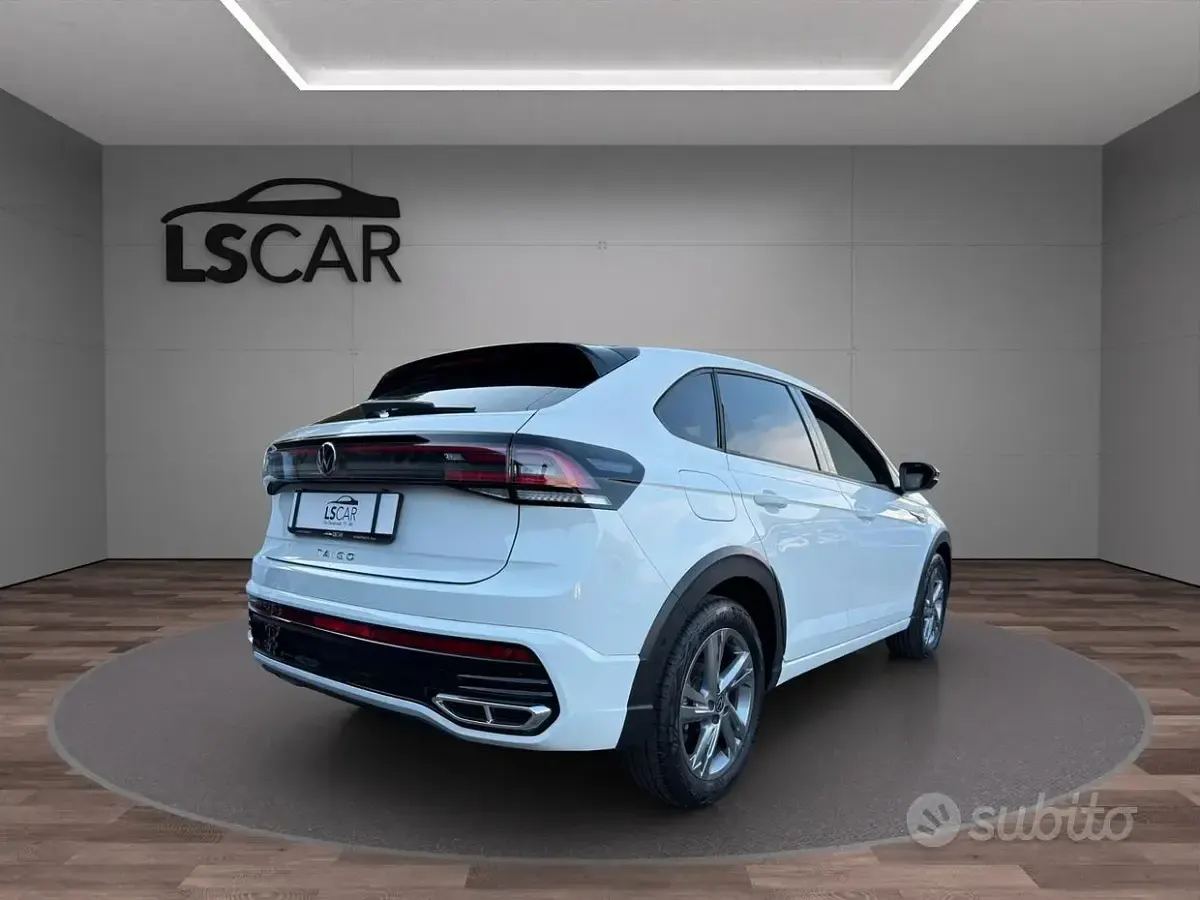 Usata VW Taigo R-line 110 CV (80 kW) 2023 Bianco SUV