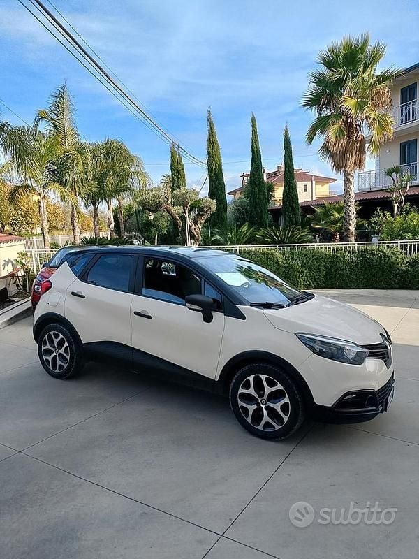 Usata Renault Captur 90 CV (66 kW) 2013 Bianco SUV