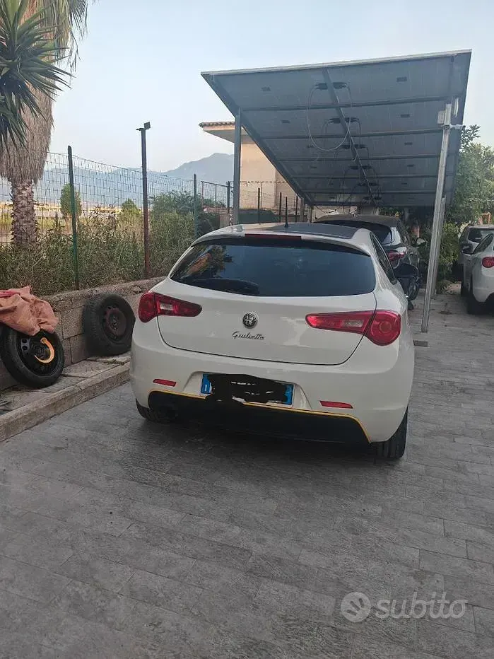 Usata Alfa Romeo Giulietta 120 CV (88 kW) 2013 Bianco Utilitaria