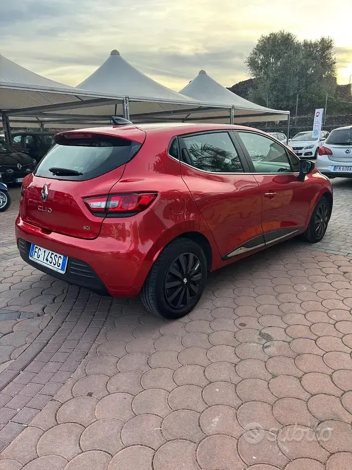 Usata Renault Clio IV Zen 75 CV (55 kW) 2017 Rosso Berlina