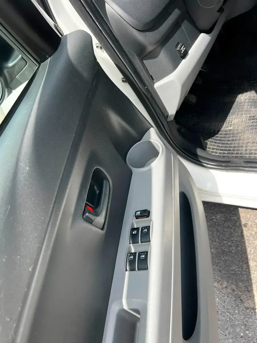Usata Daihatsu Sirion HIRO 69 CV (50 kW) 2011 Bianco Utilitaria