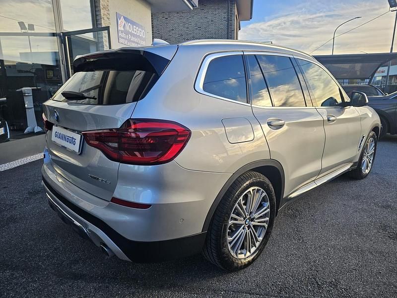 Usata BMW X3 Luxury Line 184 CV (135 kW) 2021 Argento SUV