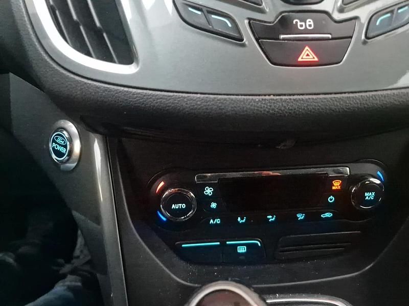 Usata Ford C-MAX Titanium 115 CV (84 kW) 2013 Nero Monovolume