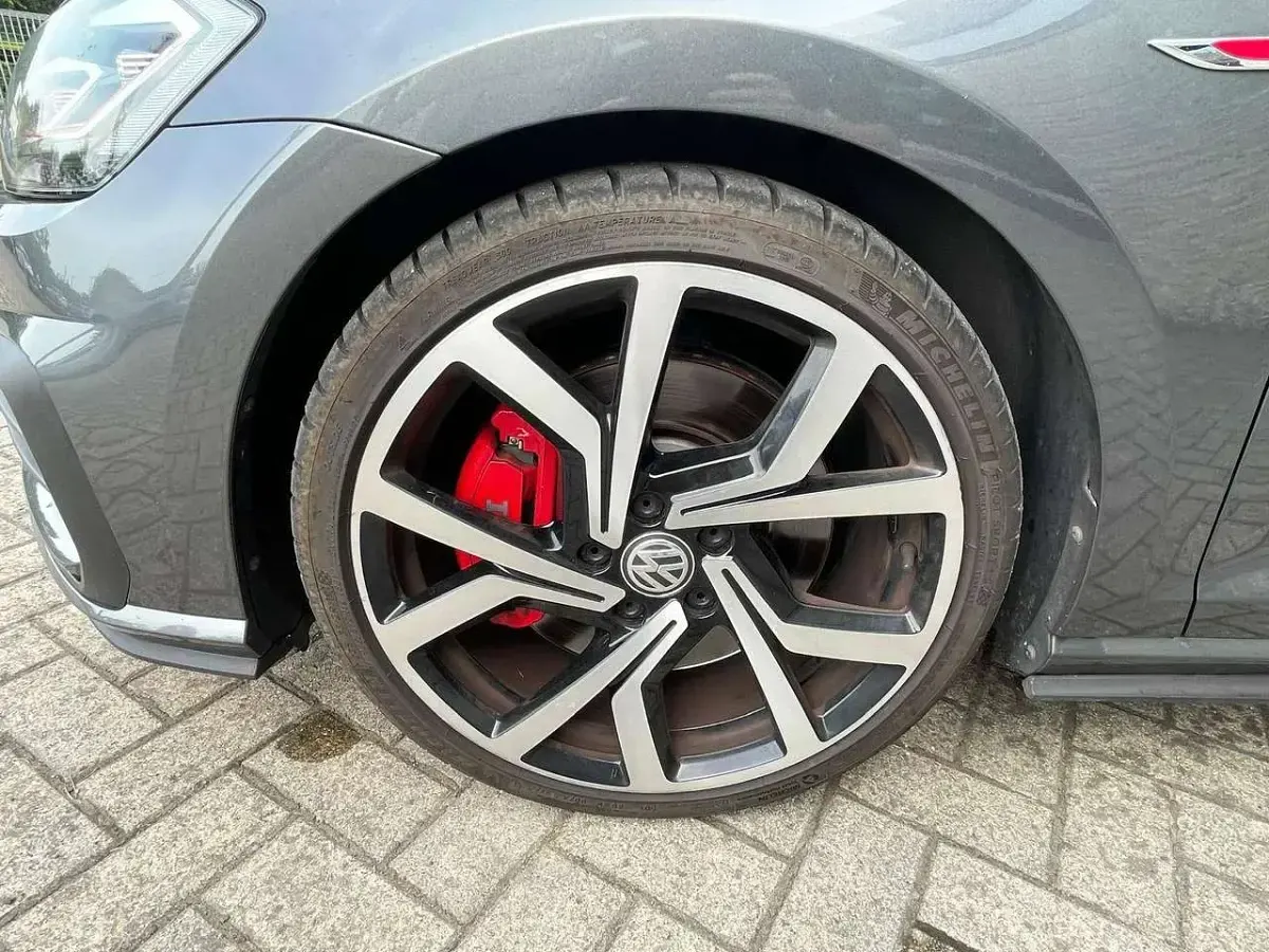 Usata VW Golf VII GTI 245 CV (180 kW) 2019 Grigio Berlina