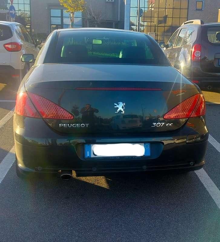 Usata Peugeot 307 CC 109 CV (80 kW) 2004 Cabrio