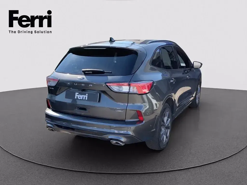 Usata Ford Kuga ST-Line 225 CV (165 kW) 2022 Magnetic grey SUV