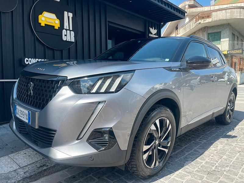Usata Peugeot 2008 GT-line 131 CV (96 kW) 2020 Grigio SUV