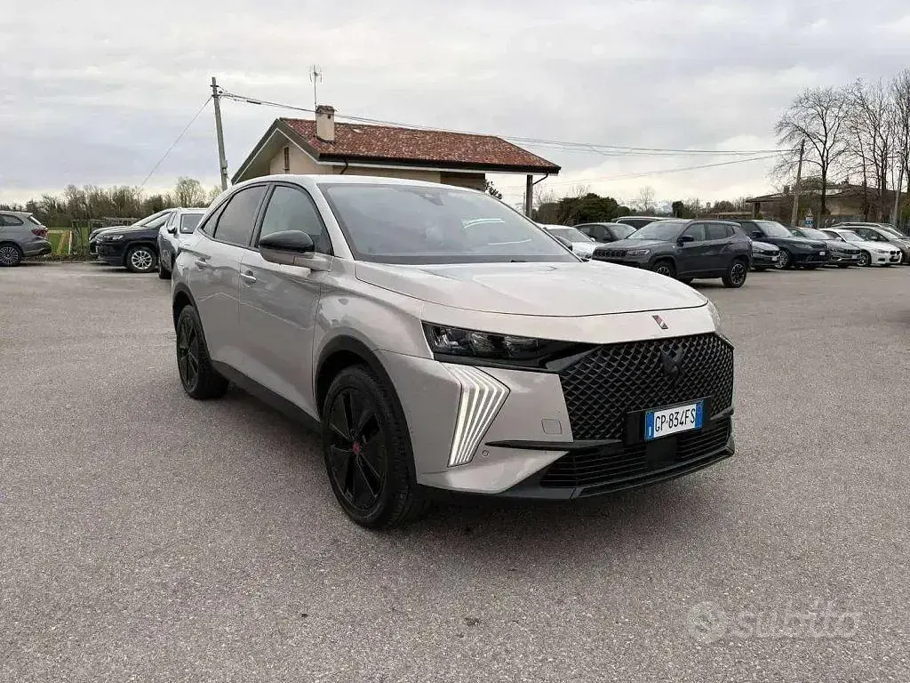 Usata DS Automobiles DS7 Crossback Performance 131 CV (96 kW) 2023 Grigio SUV