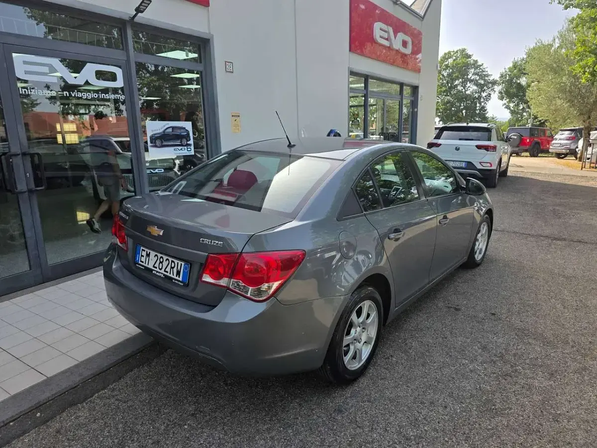 Usata Chevrolet Cruze LT 163 CV (119 kW) 2012 Grigio Berlina
