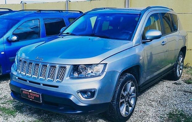 Usata Jeep Compass North 163 CV (119 kW) 2014 Argento SUV