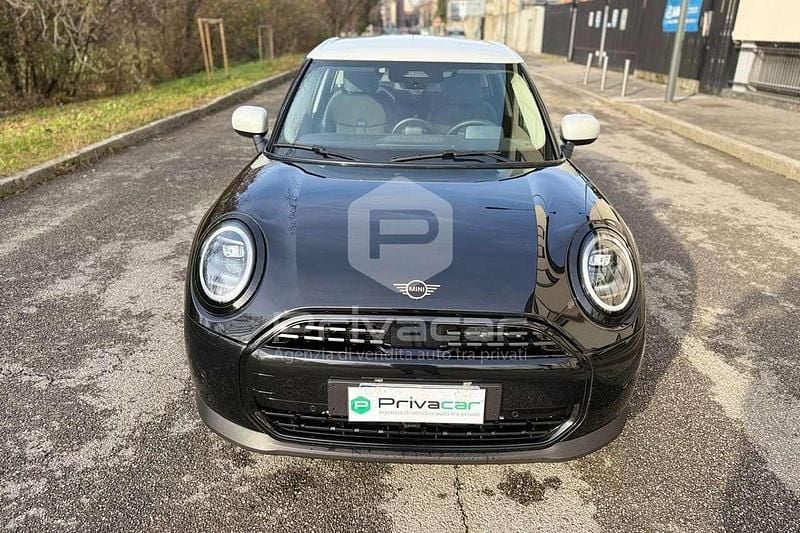 Usata Mini Cooper Classic 114 kW (156 CV) 2025 Nero Utilitaria