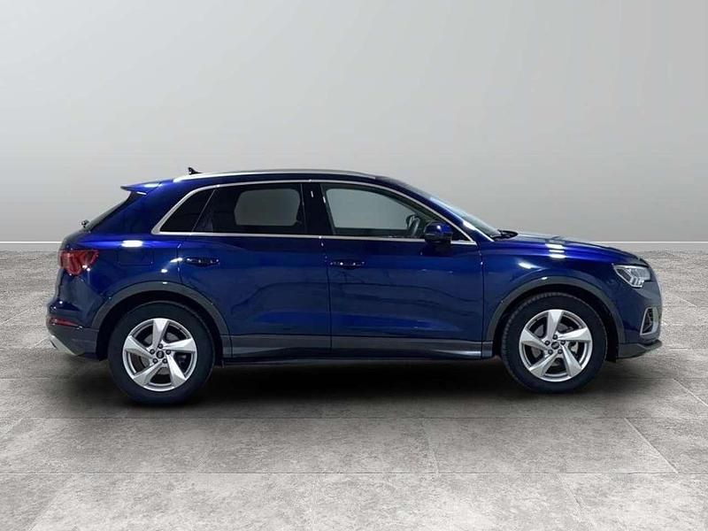 Usata Audi Q3 Advanced 150 CV (110 kW) 2024 Blu navarra metallizzato SUV