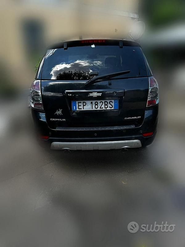 Usata Chevrolet Captiva LTZ 150 CV (110 kW) 2012 Nero SUV