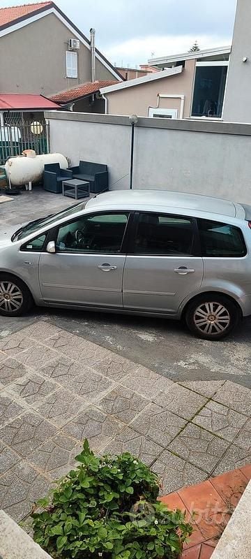 Usata Ford C-MAX Ghia 115 CV (84 kW) 2006 Grigio Monovolume