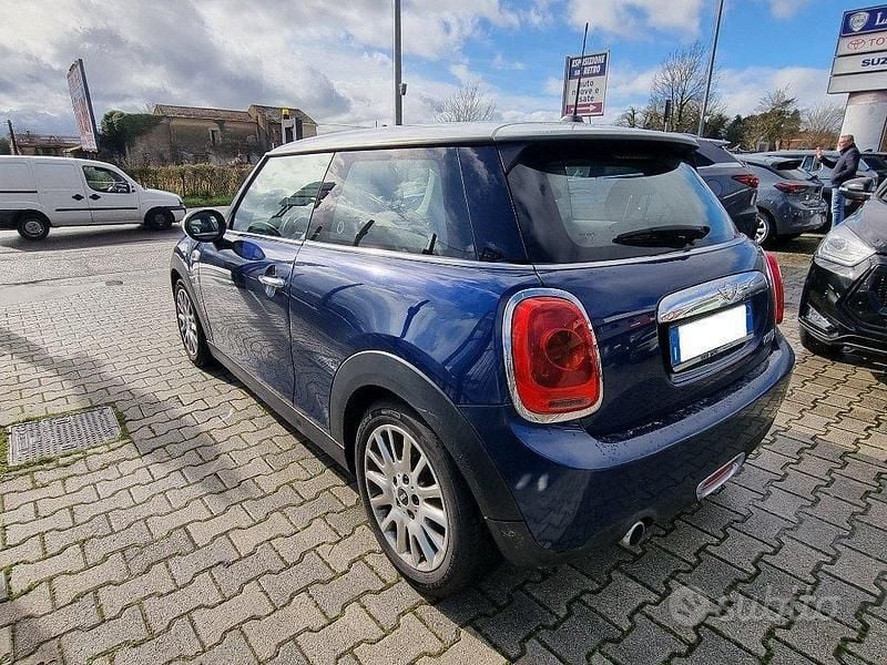 Begagnad Mini Cooper D 116 HK (85 kW) 2014 Blå Halvkombi