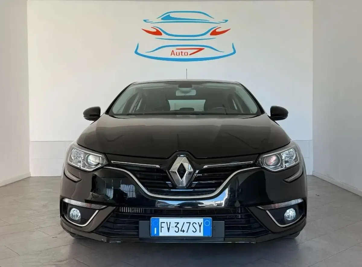 Usata Renault Mégane IV Business 116 CV (85 kW) 2019 Nero Berlina