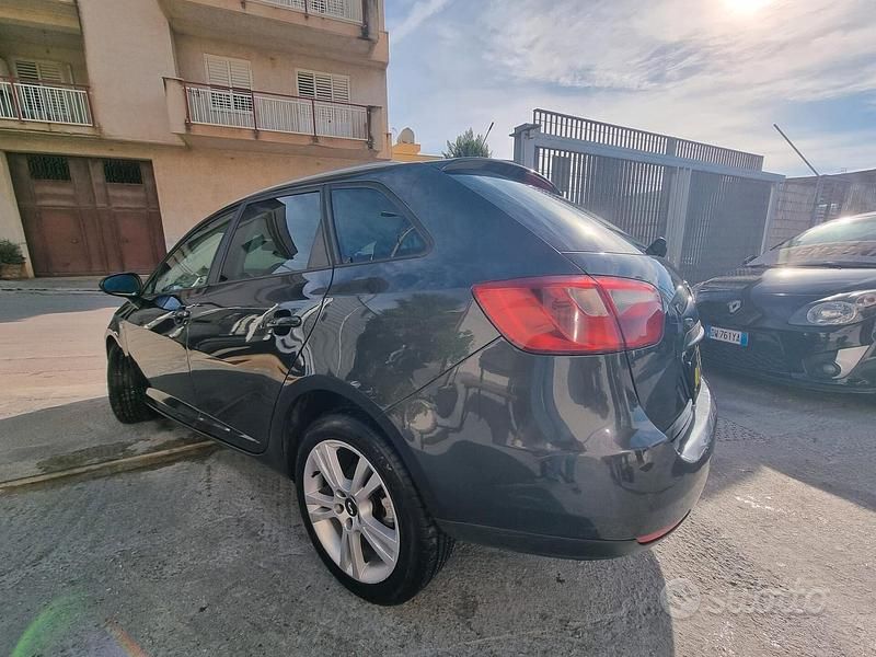 Usata Seat Ibiza ST Style 89 CV (65 kW) 2010 Grigio Station wagon