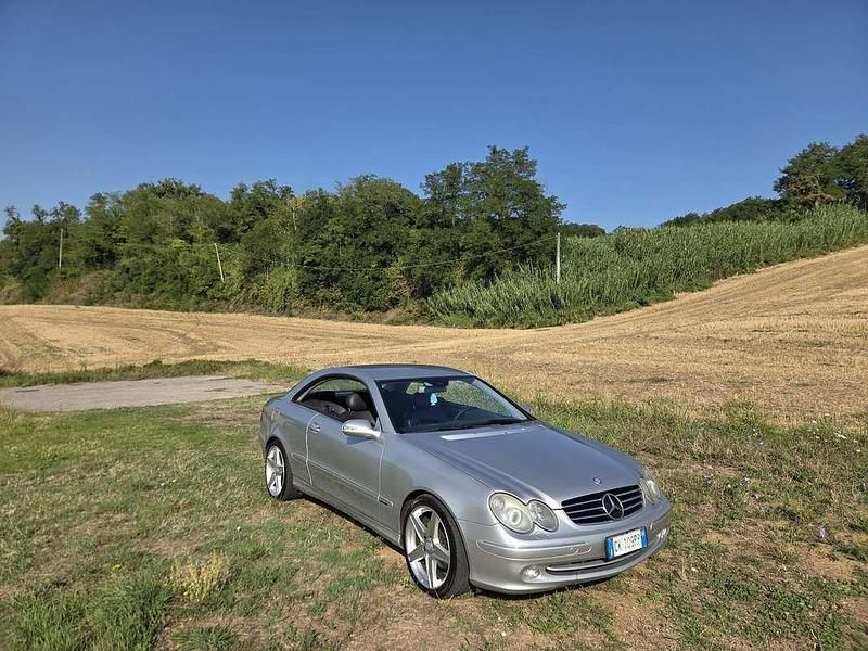 Usata Mercedes CLK270 Avantgarde 170 CV (125 kW) 2006 Coupé