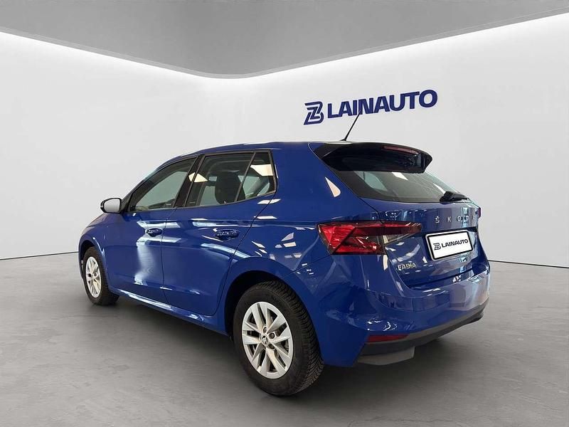 Usata Skoda Fabia Ambition 95 CV (69 kW) 2023 Blu/azzurro Utilitaria