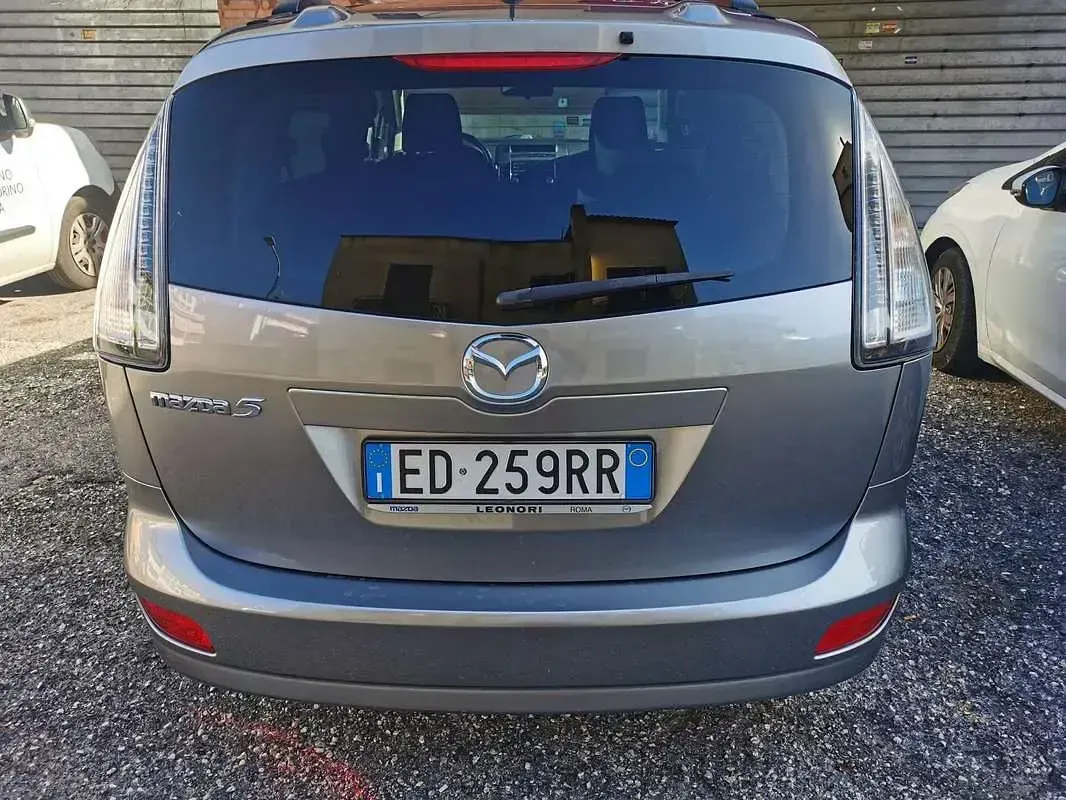 Usata Mazda 5 Style 110 CV (80 kW) 2010 Argento Monovolume