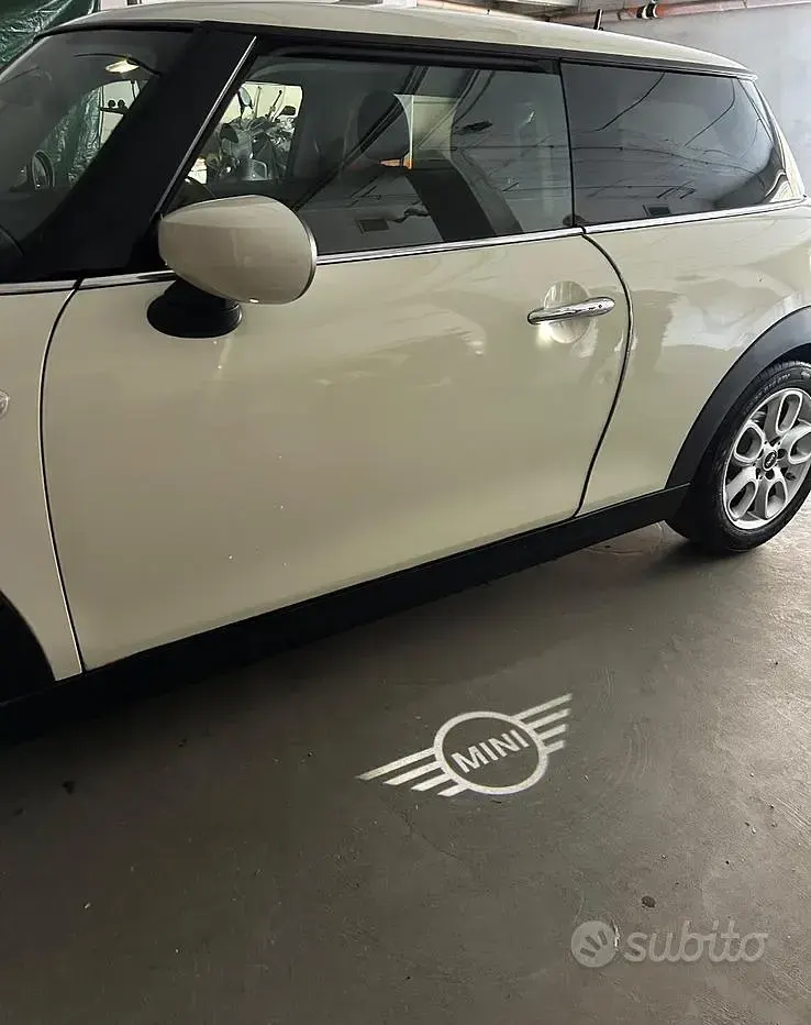 Usata Mini ONE 75 CV (55 kW) 2019 Bianco Utilitaria