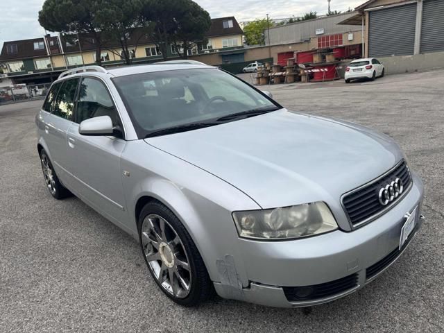 Grigio scuro Usata 2002 Audi A4 Station wagon | 1250 € (Ottimo prezzo) - Immagine 1/4