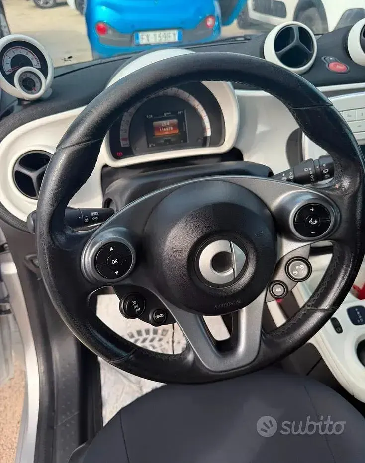 Usata Smart ForFour Passion 109 CV (80 kW) 2017 Bianco Utilitaria