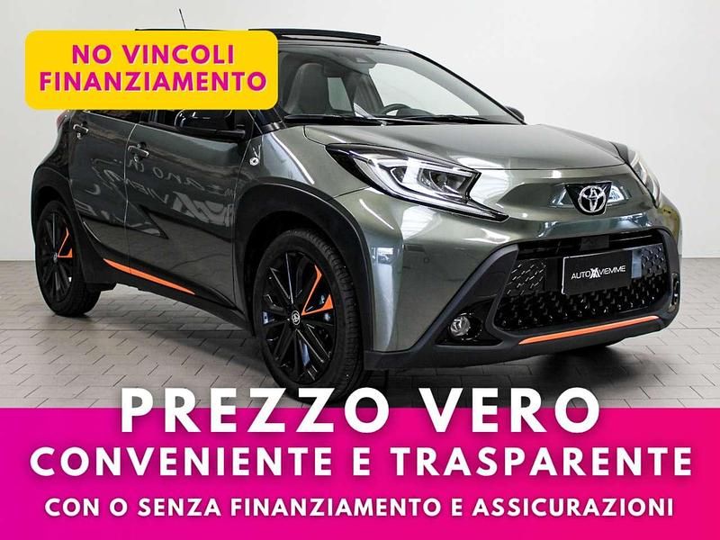 Usata Toyota Aygo Limited 72 CV (52 kW) 2022 Verde Utilitaria