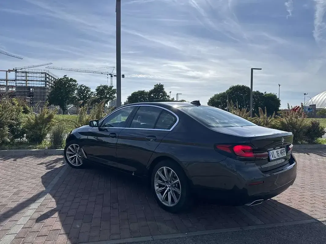 Usado BMW 520 Efficient Dynamics 190 CV (139 kW) 2022 Berlina