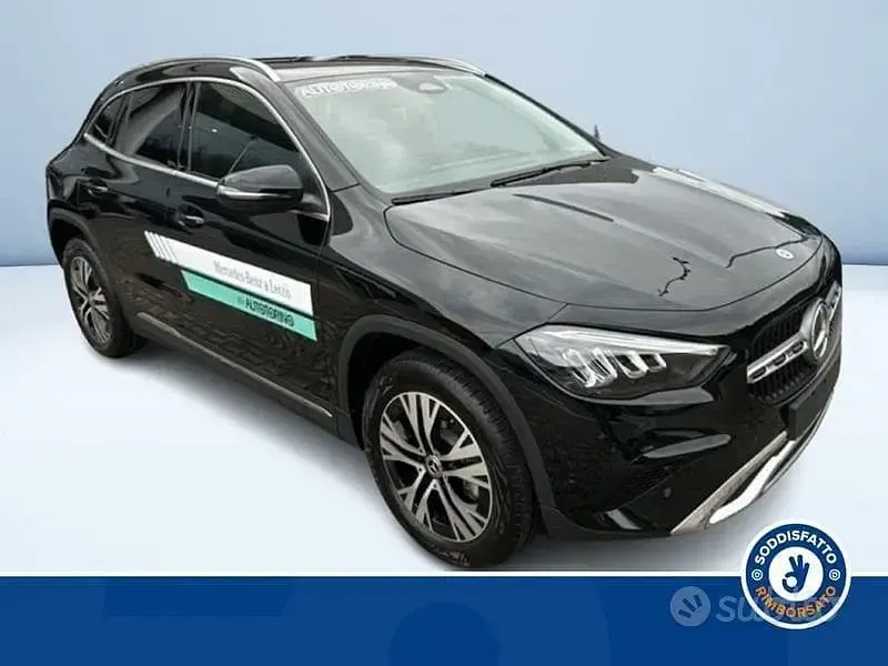 Usata Mercedes GLA180 Advanced 116 CV (85 kW) 2025 Nero SUV