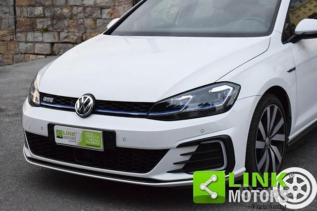 Usata VW Golf VII GTE 204 CV (150 kW) 2018 Bianco Berlina