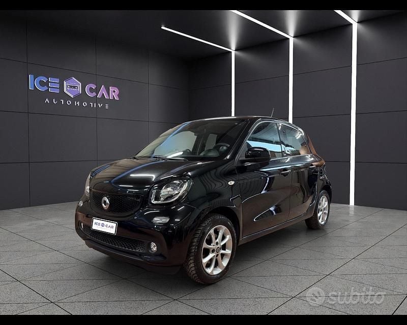 Usata Smart ForFour Passion 90 CV (66 kW) 2016 Nero Utilitaria