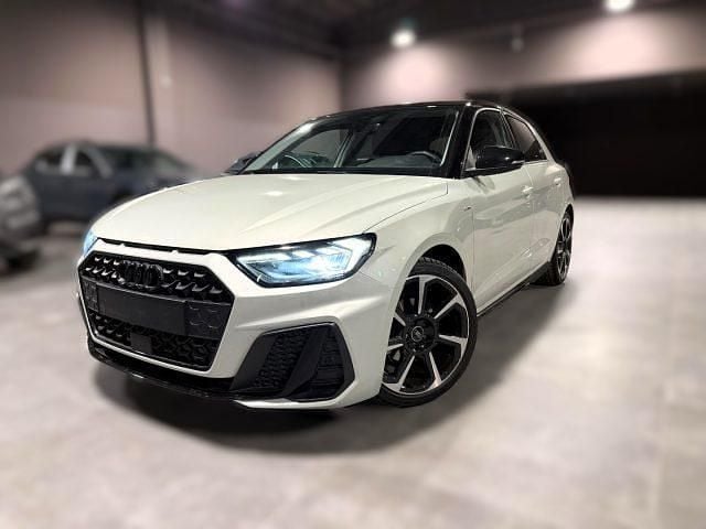 Usata Audi A1 Black Edition 116 CV (85 kW) 2025 Argento metallizzato SUV