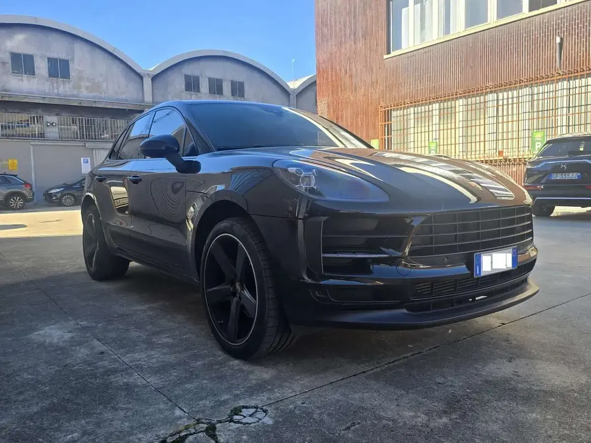 Usata Porsche Macan 245 CV (180 kW) 2021 Nero SUV