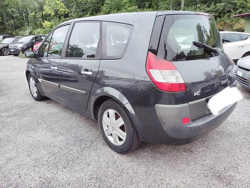 Usata Renault Scénic II 130 CV (95 kW) 2005 Nero Monovolume